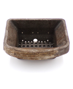 This cast pot is equivalent to RAVELLI/100-07-001N
