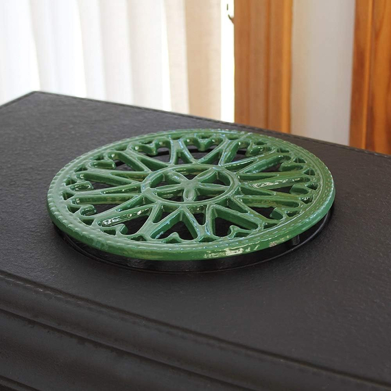 7" Sunburst Trivet With Green Baked Enamel Finish installed