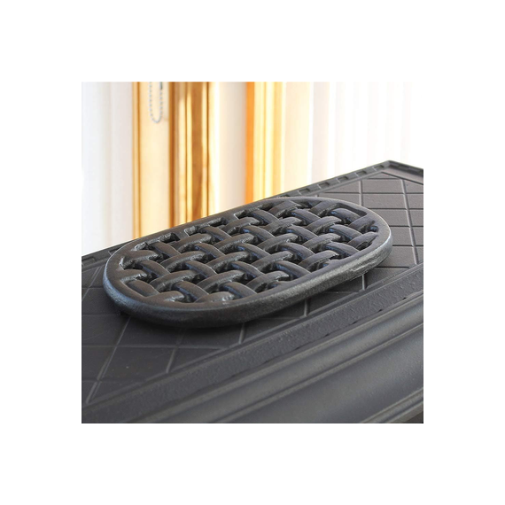 Minuteman Cast Iron Oval Lattice Trivet Black installed