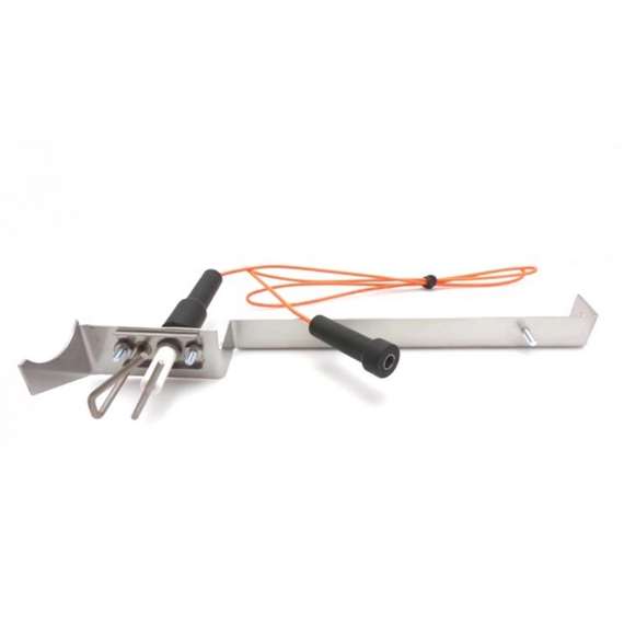 This igniter bracket assembly is equivalent to Hayward/HAXPLT1931 Igniter Bracket Assembly 20372